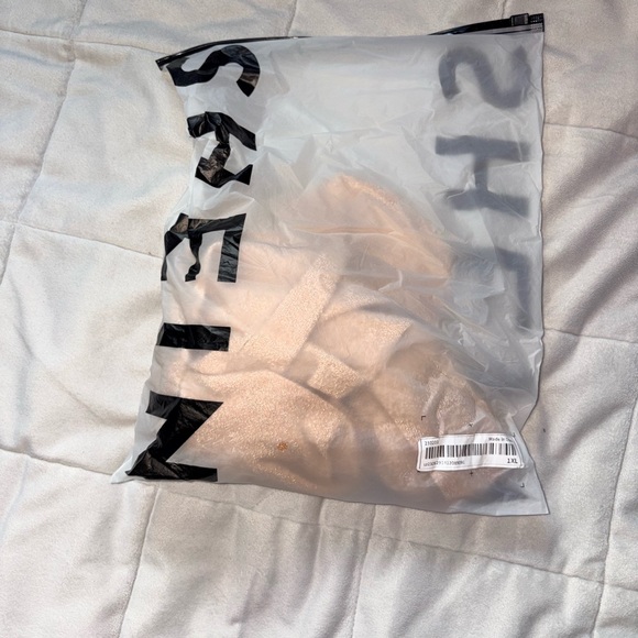 SHEIN Asymmetrical Sparkly Tan Skirt - Picture 4 of 10